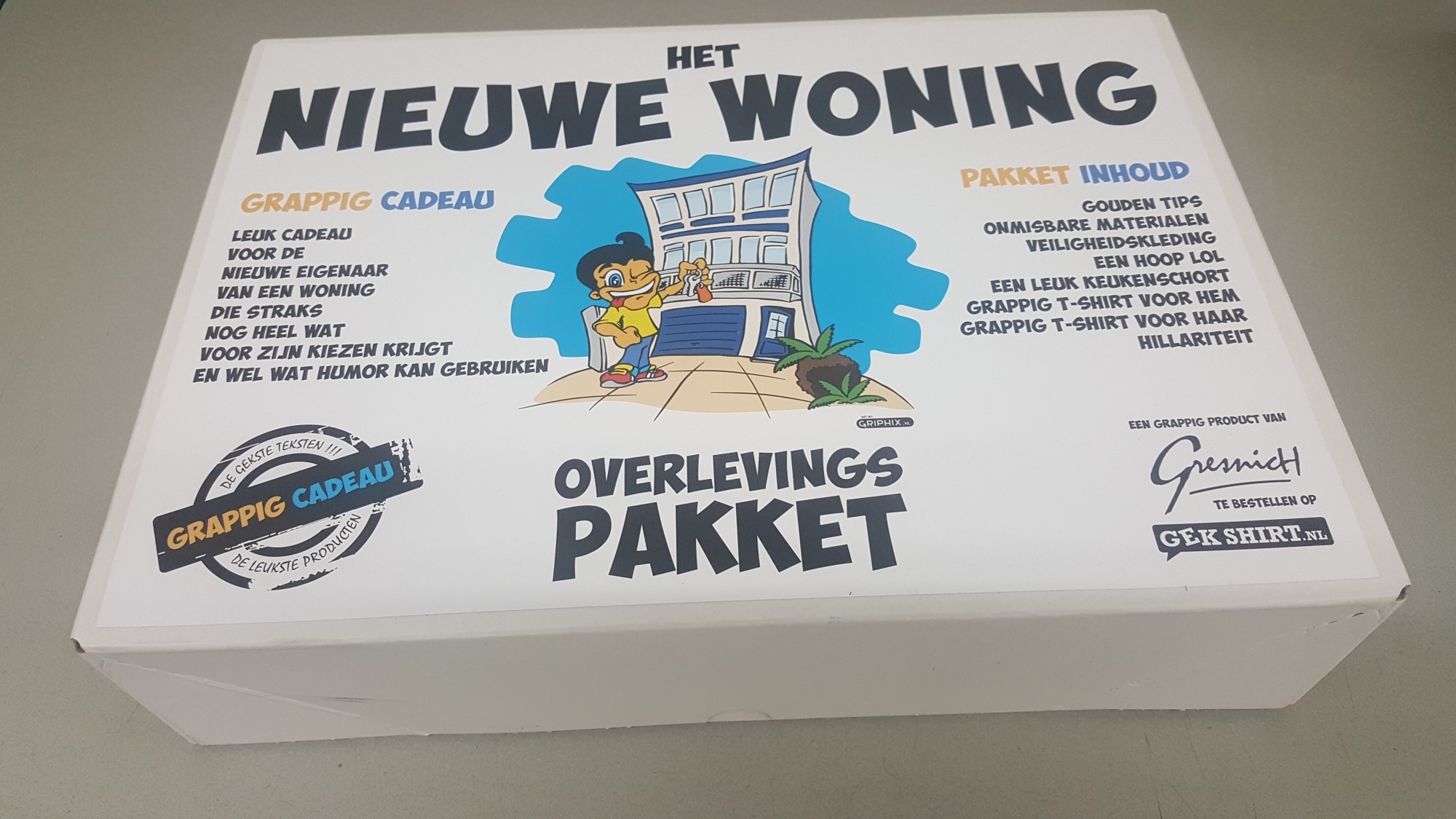 verkoper achter Referendum Nieuwe woning pakket Gek cadeau - Grappig - Gekkado - Leuke gekke cadeau's